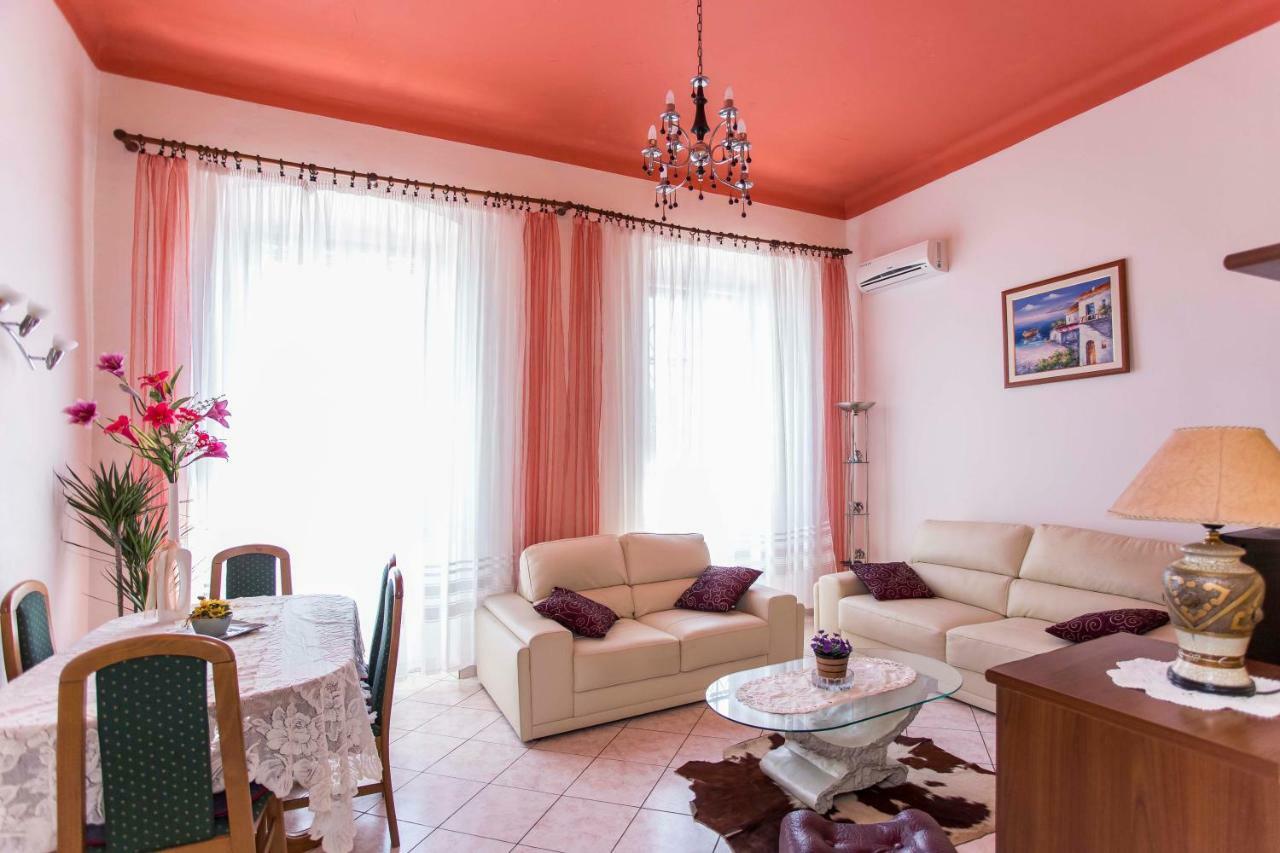 Emanuel Apartman PUY 외부 사진