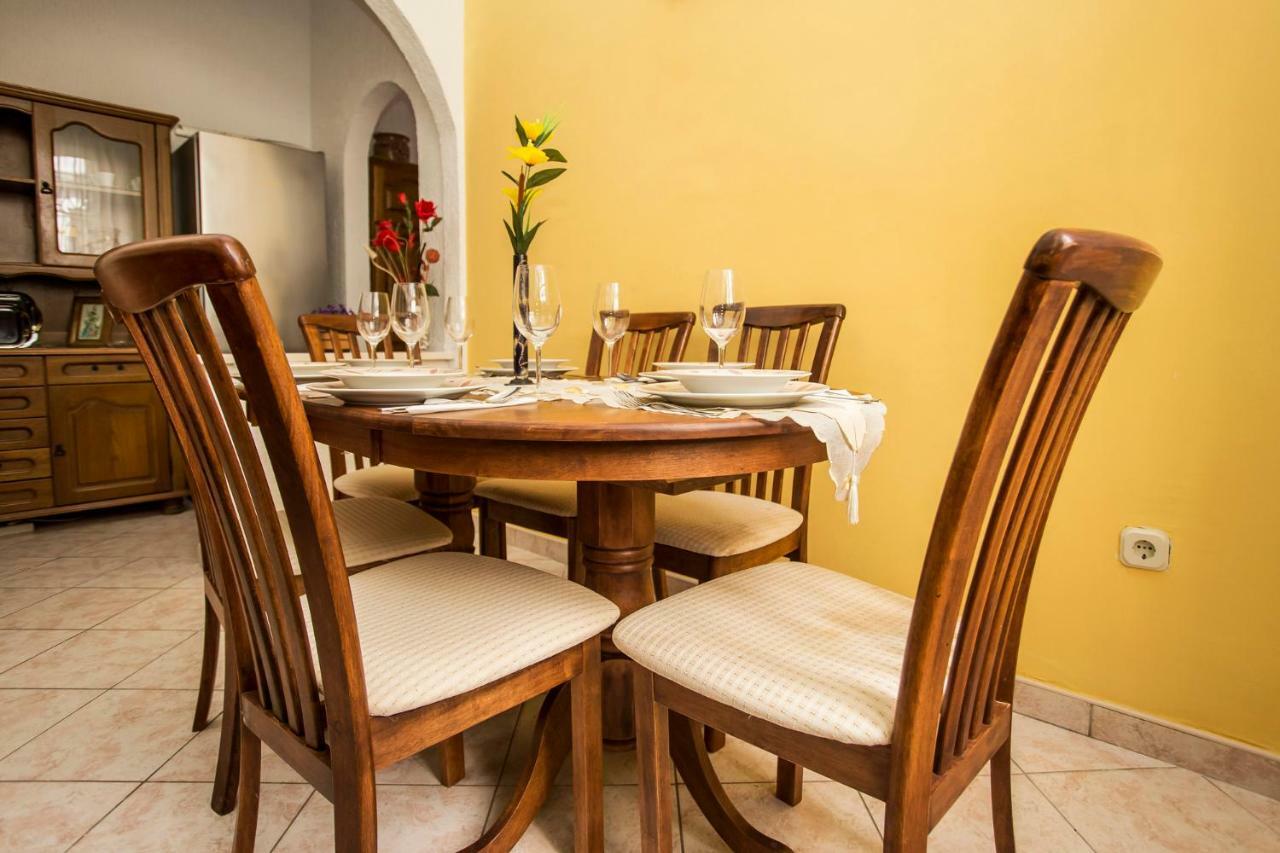 Emanuel Apartman PUY 외부 사진